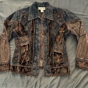 VTG URBAN TRIBE Embroidered Detail Accent Denim Jacket Boho Size Small